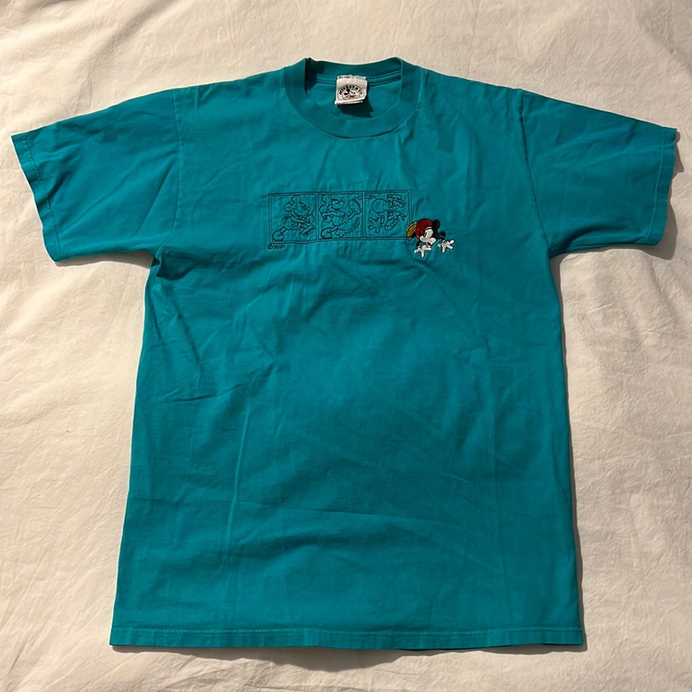 Vintage Embroidered Mickey Mouse Disney tee